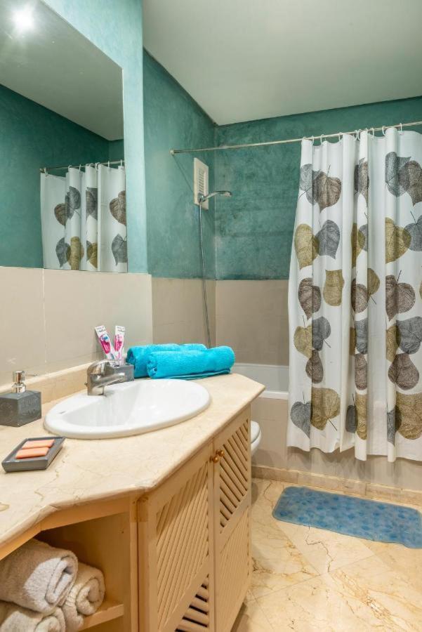 Centre- Avec Piscine Appartement *